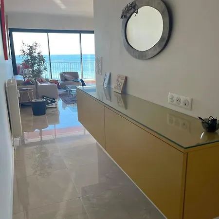 Διαμέρισμα For 6 People With Stunning Sea View